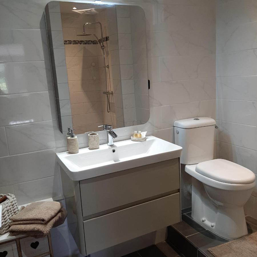 Le Val Daniniere B&B Adult Only Le Mesnil-Garnier Экстерьер фото